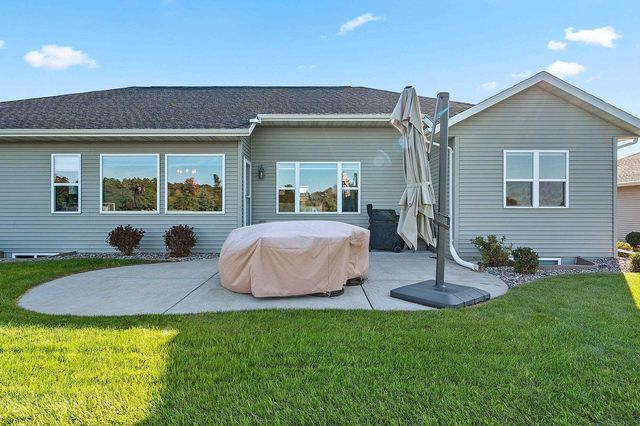 1715 RED OAK STREET, Green Bay, WI 54313