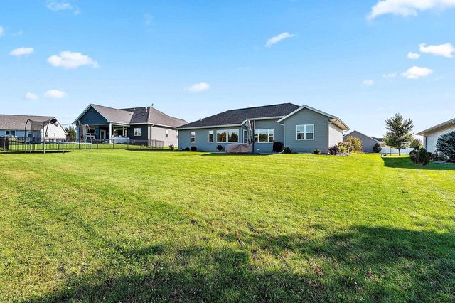 1715 RED OAK STREET, Green Bay, WI 54313