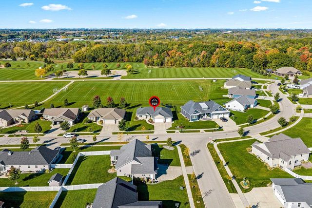 1715 RED OAK STREET, Green Bay, WI 54313