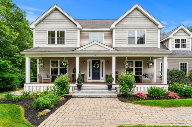 72 Alpine Way, Tyngsborough, MA 01879
