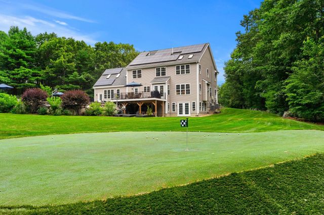 72 Alpine Way, Tyngsborough, MA 01879