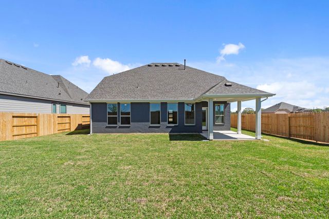 320 Legacy Point Drive, Sealy, TX 77474