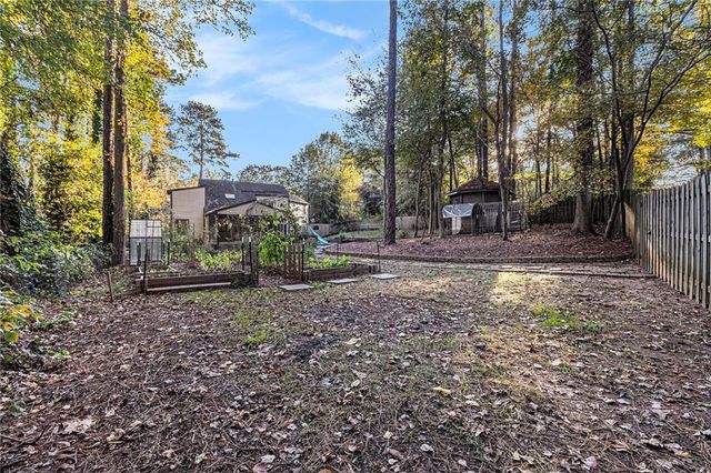 3297 Post Oak Tritt Road, Marietta, GA 30062