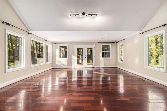 3297 Post Oak Tritt Road, Marietta, GA 30062