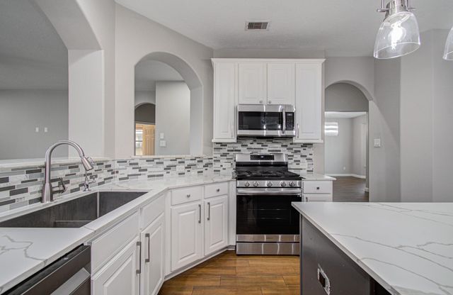 20138 Jasper Oaks Drive, Cypress, TX 77433