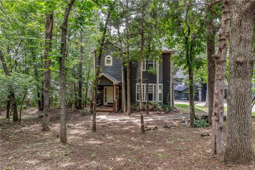 3121 Tartan Way, Fayetteville, AR 72703