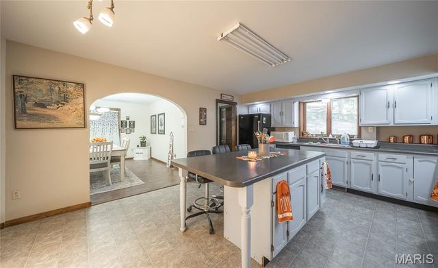 13748 Private Drive 3625, St James, MO 65559