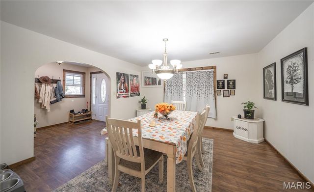 13748 Private Drive 3625, St James, MO 65559