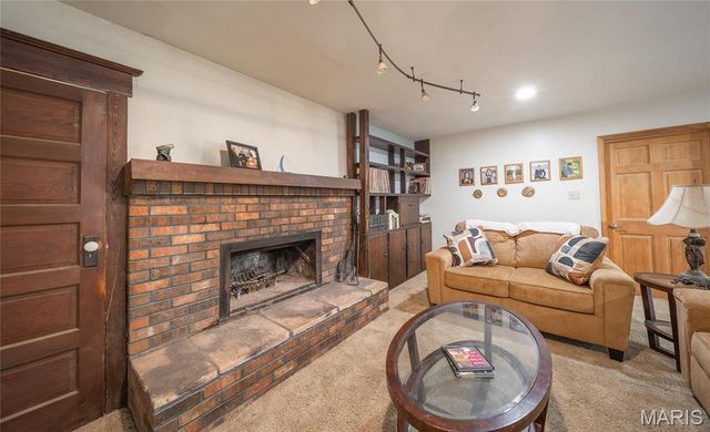 13748 Private Drive 3625, St James, MO 65559