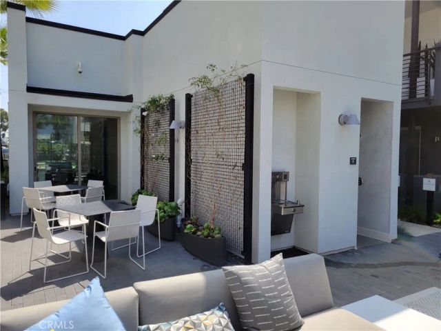 121 Placemark, Irvine, CA 92614