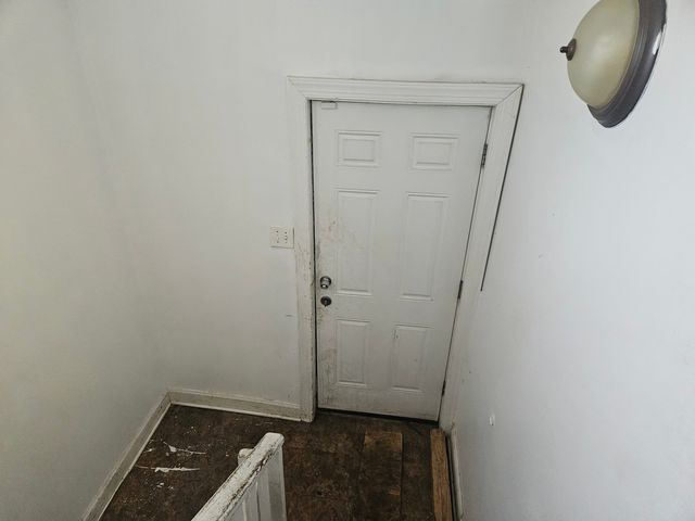 5303 S Winchester Avenue, Chicago, IL 60609