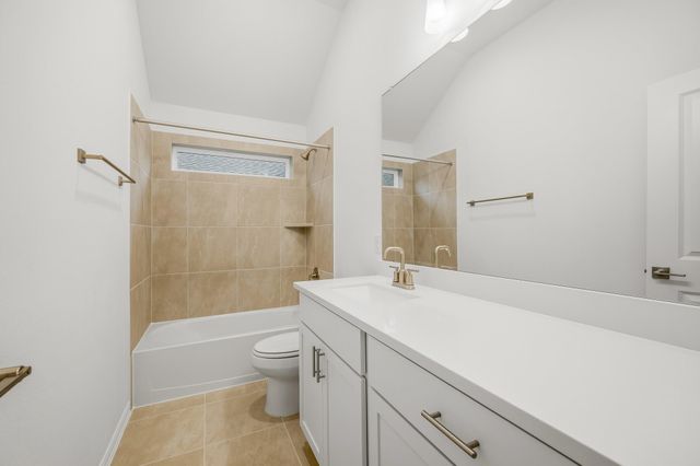 16634 Villa Del Mar Lane, Friendswood, TX 77546