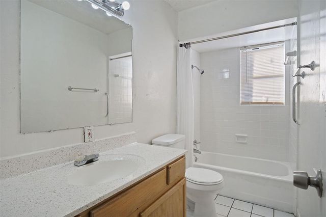 2321 N Meridian Avenue, Oklahoma City, OK 73107