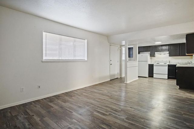 2321 N Meridian Avenue, Oklahoma City, OK 73107