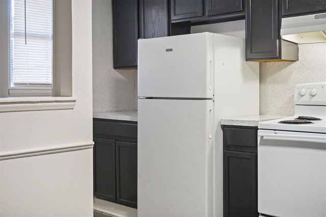 2321 N Meridian Avenue, Oklahoma City, OK 73107