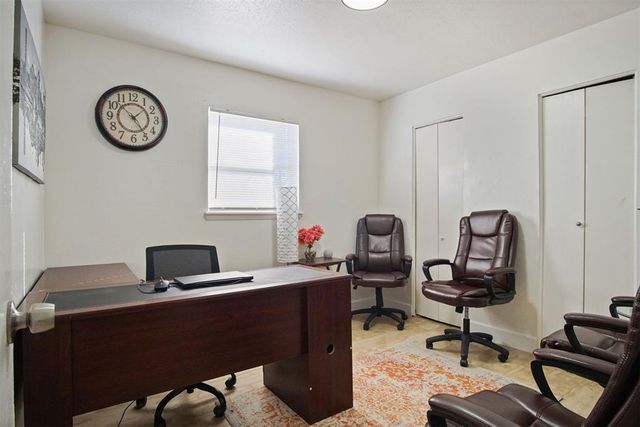 2321 N Meridian Avenue, Oklahoma City, OK 73107
