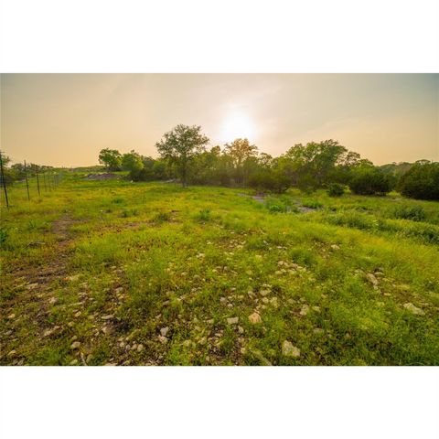 000 River Shoals DR, Kempner, TX 76539