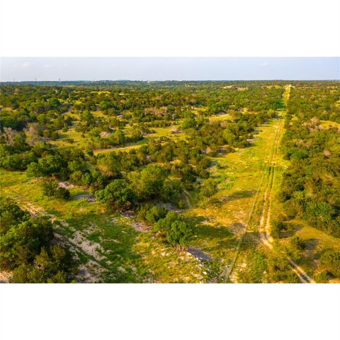 000 River Shoals DR, Kempner, TX 76539