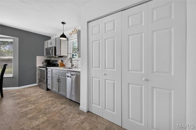 104 Langtree Drive, Wentzville, MO 63385