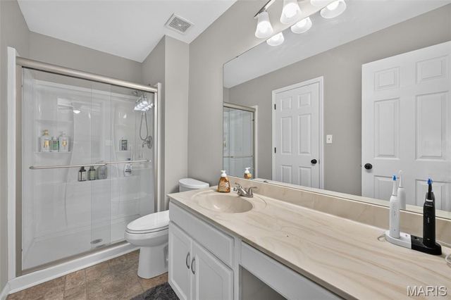 104 Langtree Drive, Wentzville, MO 63385
