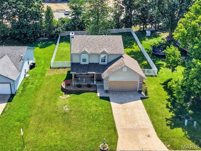 104 Langtree Drive, Wentzville, MO 63385