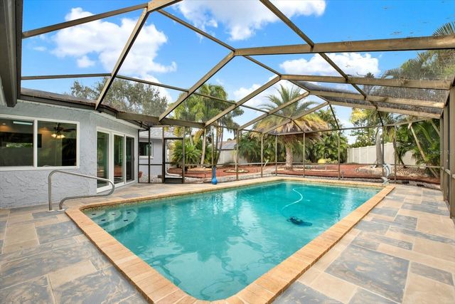 13400 RUSTIC PINES BOULEVARD S, Seminole, FL 33776