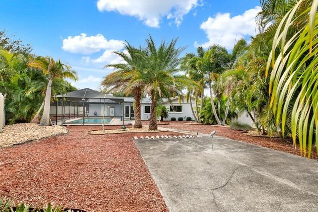 13400 RUSTIC PINES BOULEVARD S, Seminole, FL 33776