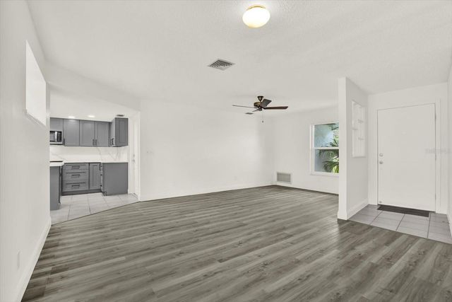 13400 RUSTIC PINES BOULEVARD S, Seminole, FL 33776