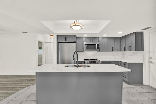 13400 RUSTIC PINES BOULEVARD S, Seminole, FL 33776