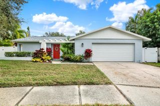 13400 RUSTIC PINES BOULEVARD S, Seminole, FL 33776