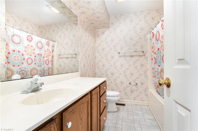 8313 Knight Village Circle, Stokesdale, NC 27357