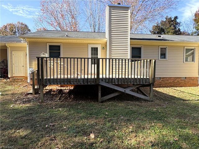 8313 Knight Village Circle, Stokesdale, NC 27357