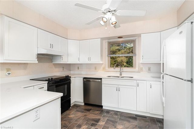 8313 Knight Village Circle, Stokesdale, NC 27357