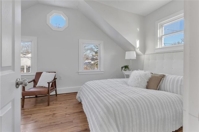 10 Booth Avenue, East Providence, RI 02915