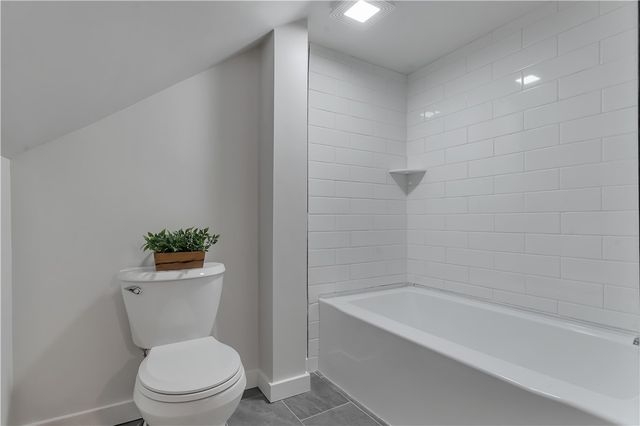 10 Booth Avenue, East Providence, RI 02915