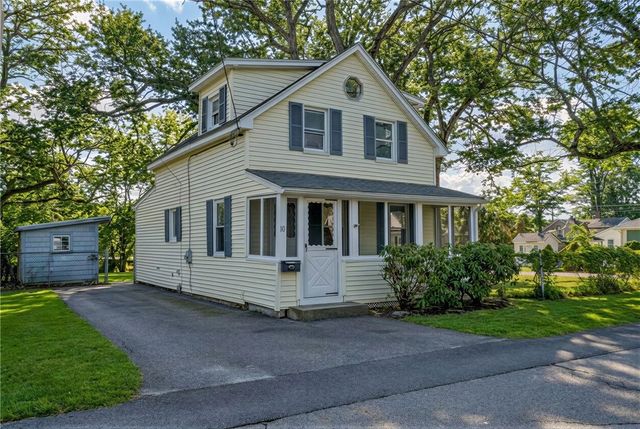 10 Booth Avenue, East Providence, RI 02915