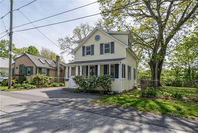 10 Booth Avenue, East Providence, RI 02915
