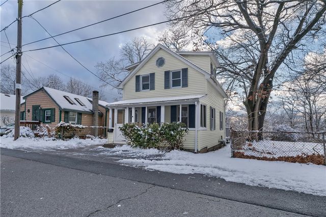 10 Booth Avenue, East Providence, RI 02915