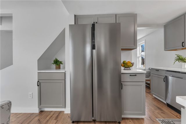 10 Booth Avenue, East Providence, RI 02915