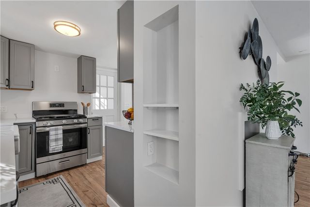 10 Booth Avenue, East Providence, RI 02915