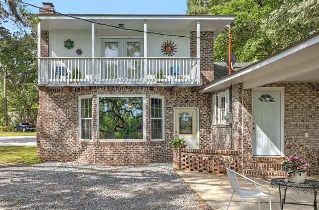 2340 Ashley River Road, Charleston, SC 29414
