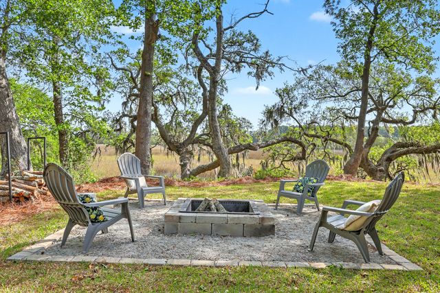 2340 Ashley River Road, Charleston, SC 29414