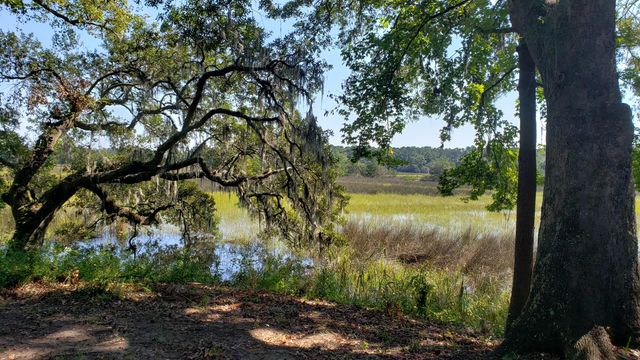 2340 Ashley River Road, Charleston, SC 29414