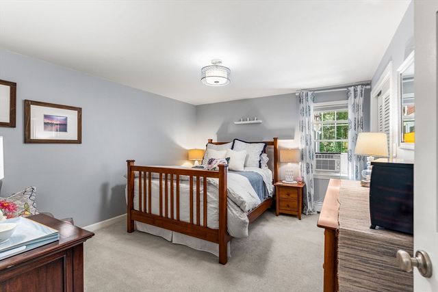 18 Kimball Ave, Wenham, MA 01984