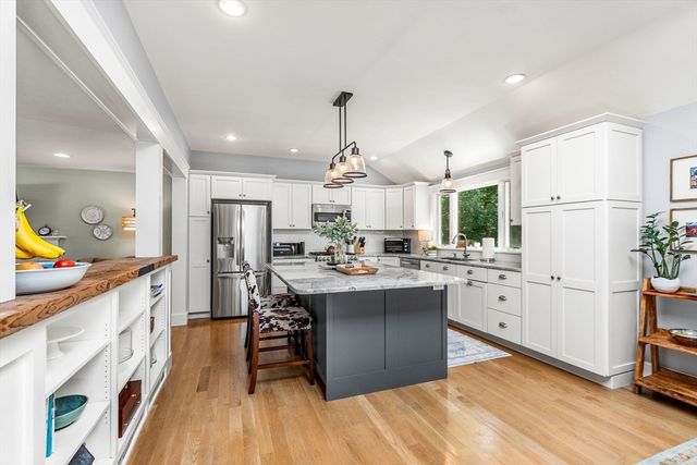 18 Kimball Ave, Wenham, MA 01984