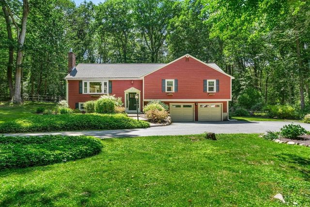 18 Kimball Ave, Wenham, MA 01984