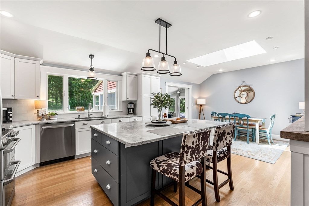 18 Kimball Ave, Wenham, MA 01984