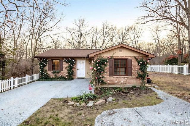 3973 Zell Circle, De Soto, MO 63020