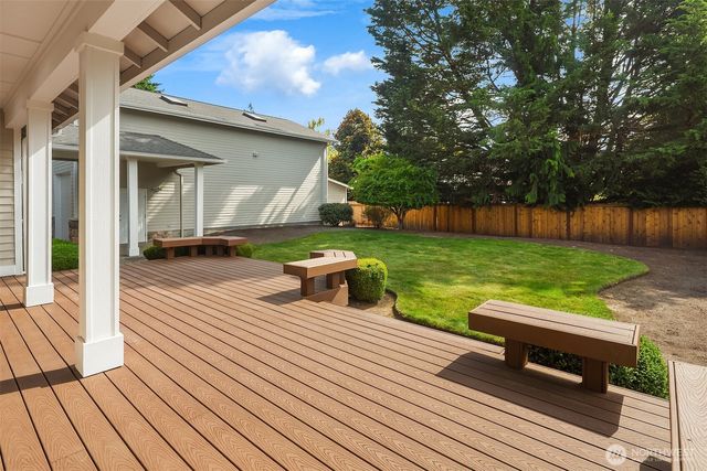 8310 214th Place SW, Edmonds, WA 98026