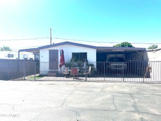 5002 W BETHANY HOME Road 104, Glendale, AZ 85301